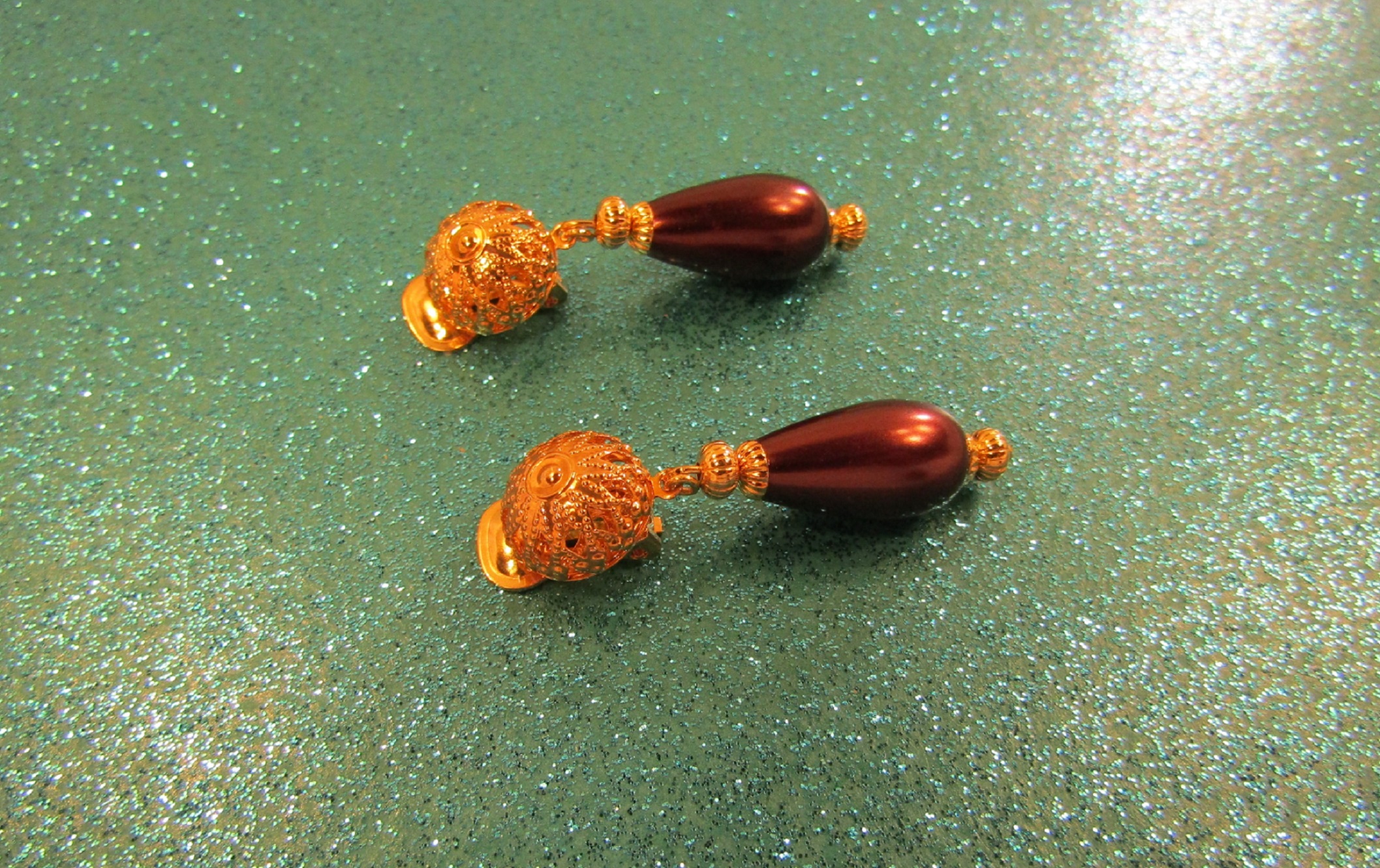Burgundy Teardrop Gold Filigree Clip-on Earrings